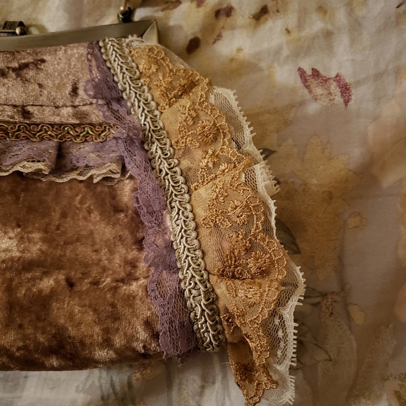 Velvet Patchwork Costume Victorian Clasp Handbag - Picture 3 of 8